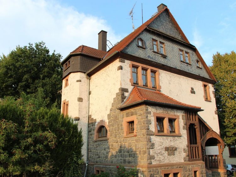 Alte Schule, Marburgerstraße 7, Gonterskirchen