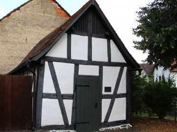 Kulturdenkmäler Laubach, Backhaus, Bachstraße 12, Gonterskirchen