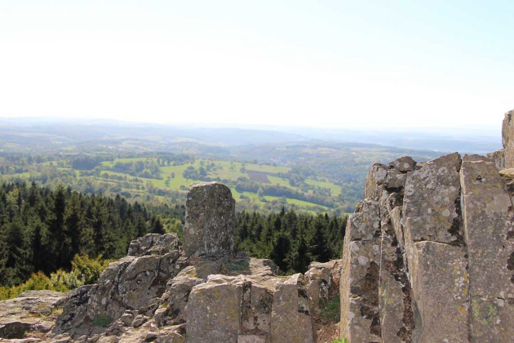 Bilstein bei Gipfeltour Schotten, wandern vogelsberg, wandern in hessen