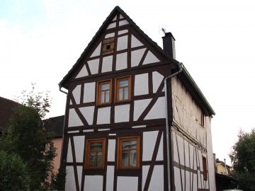 Denkmalgeschütztes Fachwerkhaus, Hauptstraße 21, Gonterskirchen, Kulturdenkmäler Laubach